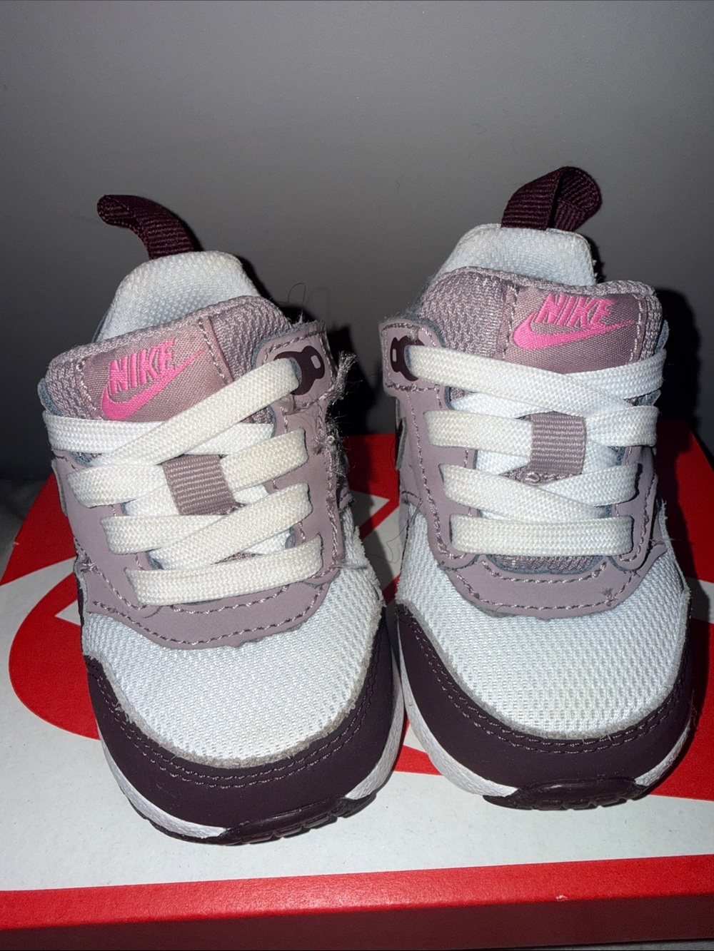 Nike Airmax 1 Easyon, Toddler Sneakers in Pink, White, and Maroon